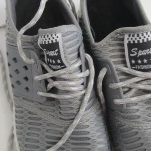 Spart 4 star fashion Sneakers men size 8.5 (42 )